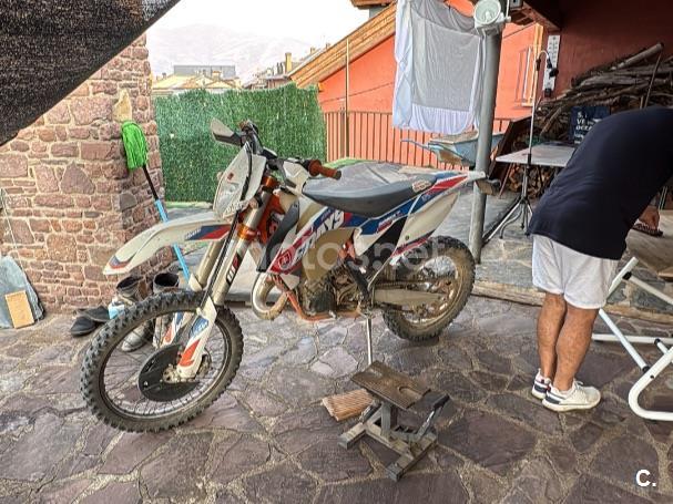 KTM EXC 125 SIX DAYS Versión 2011 - 2019