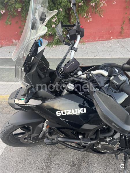SUZUKI V-Strom 800 Tech
