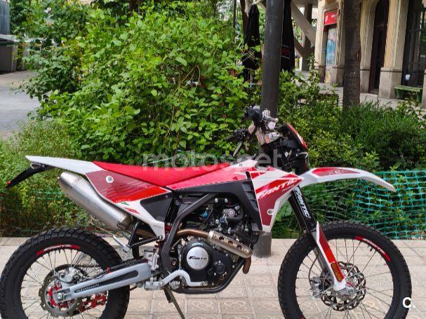 FANTIC XEF 125 Performance