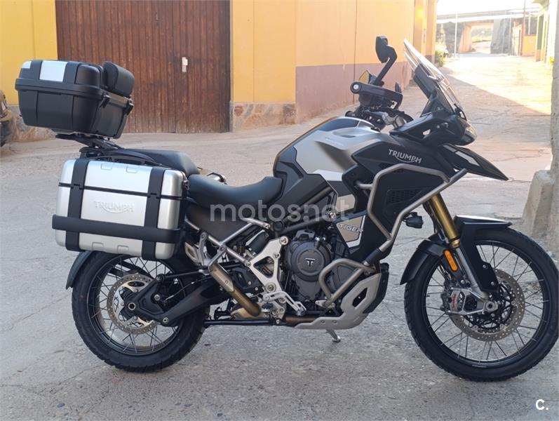 TRIUMPH Tiger 1200 Rally Explorer