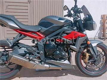 Triumph Street Triple R 2013