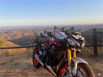 Triumph Street Triple 765 RX 2026