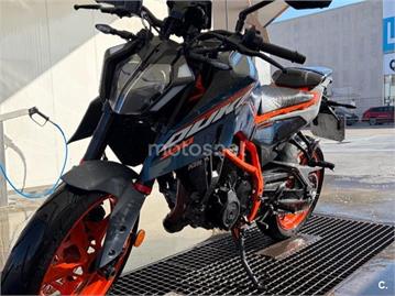 KTM 390 Duke 2025