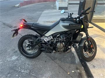 Husqvarna Svartpilen 125 2025