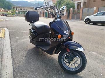 Aprilia Compay Custom 2003
