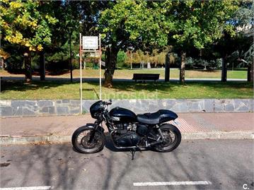 Triumph Bonneville 900 2005
