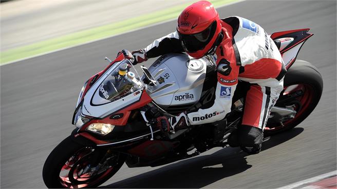 Aprilia RSV4 RR y RF