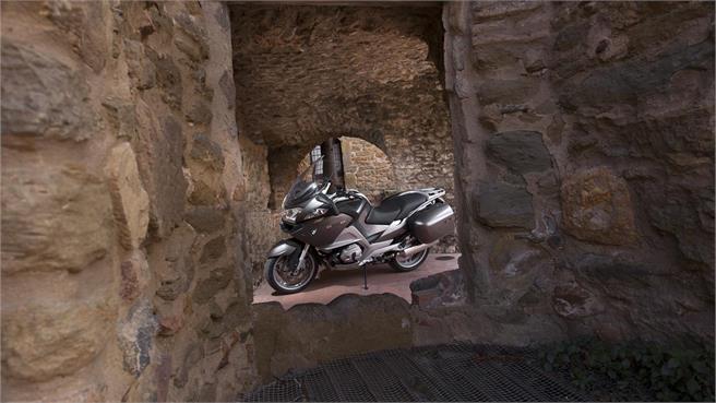 Comparativo:BMW K1600 GT vs BMW R1200 RT