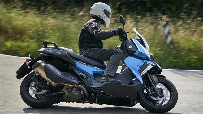 BMW C 400 X: A por todas