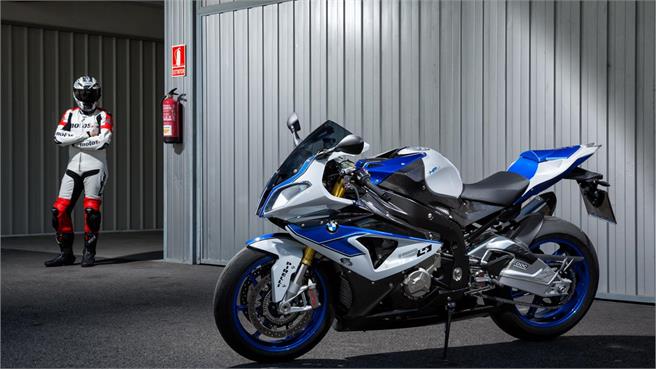 BMW HP4