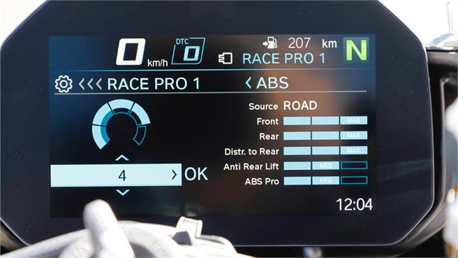 BMW S1000RR: Cambio de rumbo