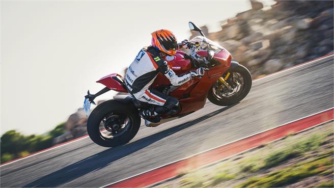 Ducati Panigale V4S