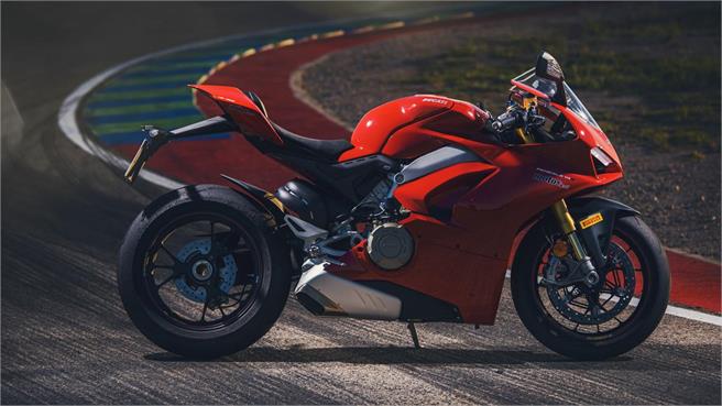 Ducati Panigale V4S