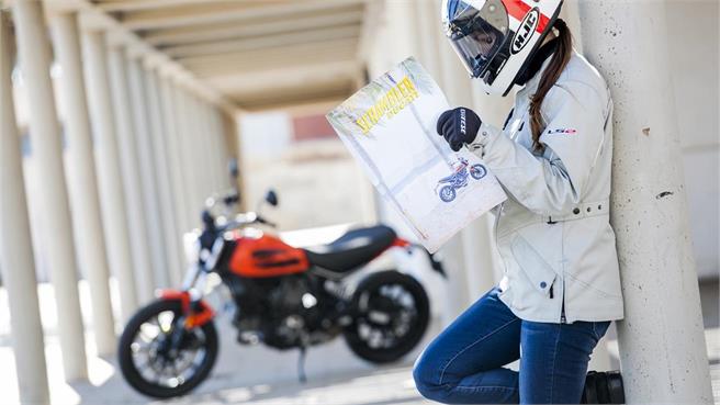 Ducati Scrambler Sixty2