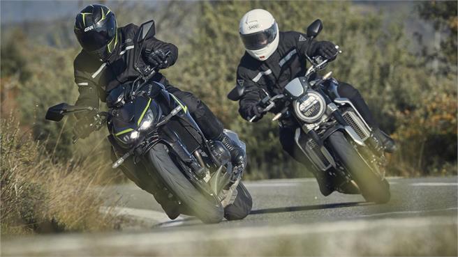 Honda CB 1000R+ versus Z 1000 R Edition