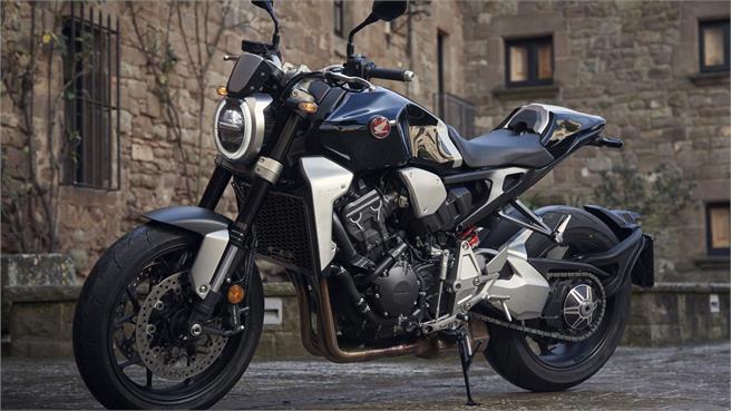 Honda CB 1000R+ versus Z 1000 R Edition