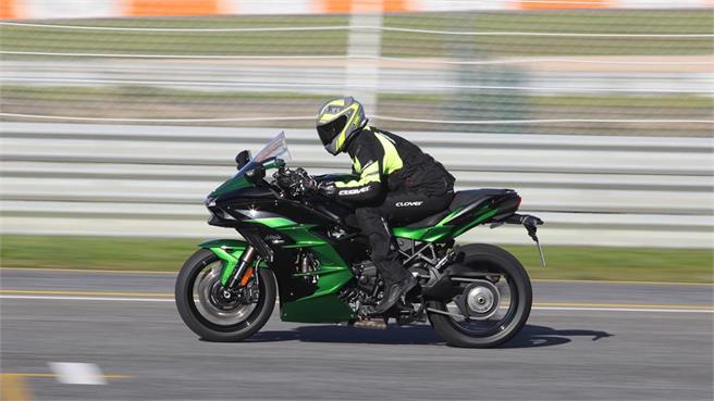 Kawasaki H2 SX