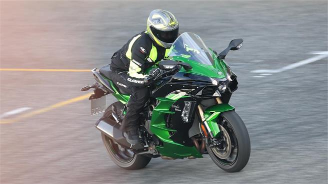 Kawasaki H2 SX