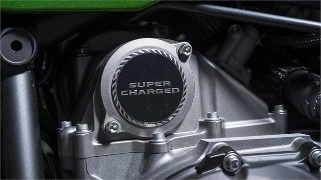 Kawasaki Ninja H2 SX SE 2018