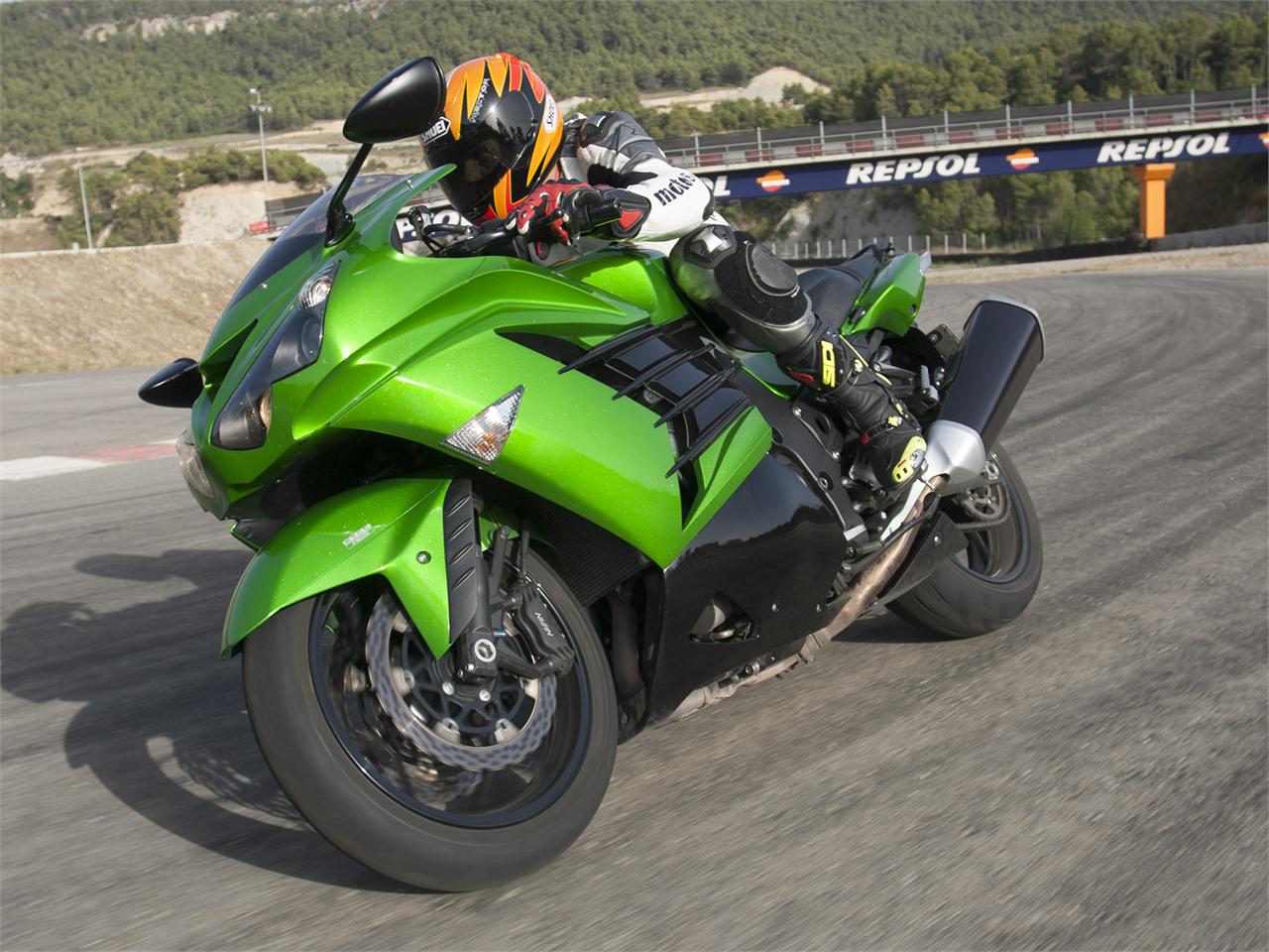 Opiniones de Kawasaki ZZR 1400: Poder por poder, se puede