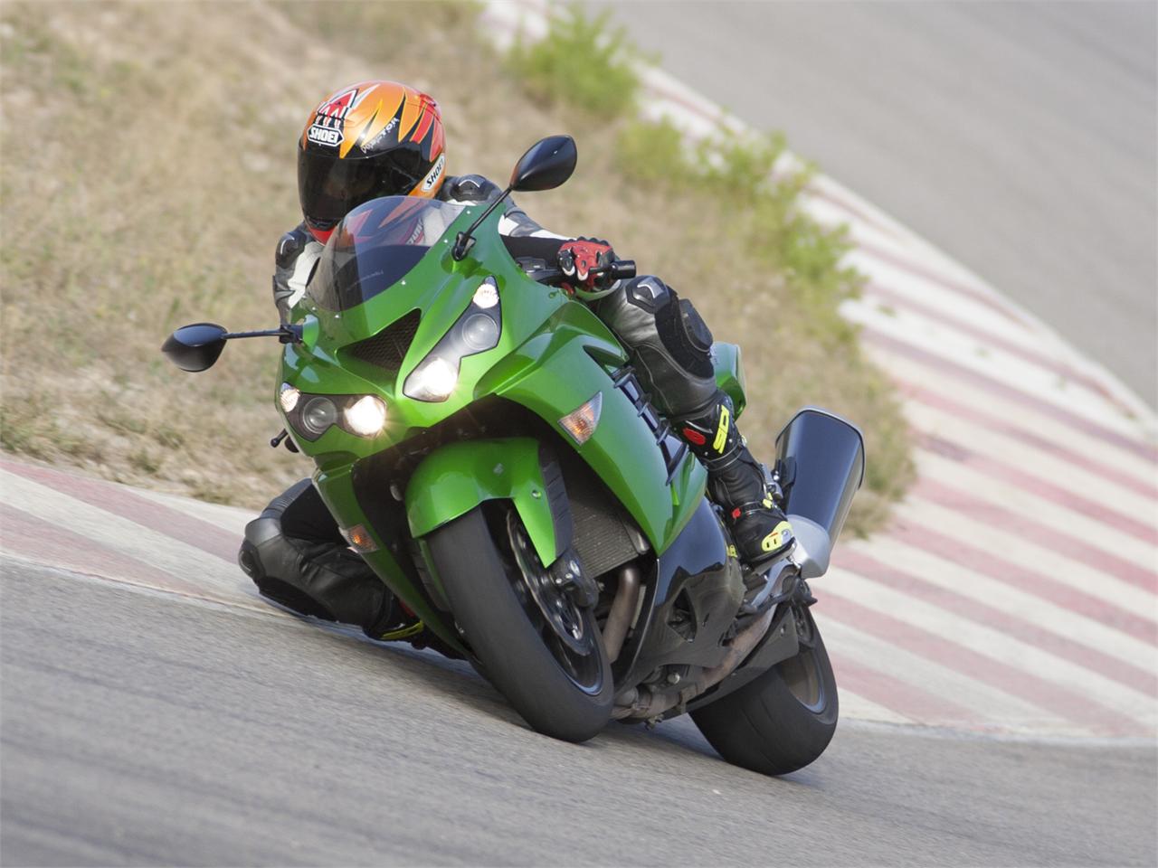 Opiniones de Kawasaki ZZR 1400: Poder por poder, se puede