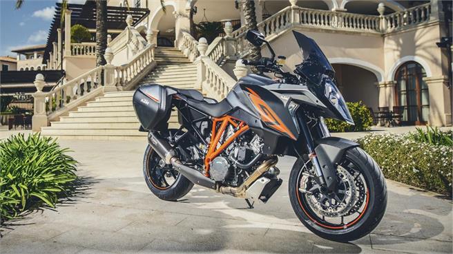 Presentación KTM 1290 Super Duke GT 2016