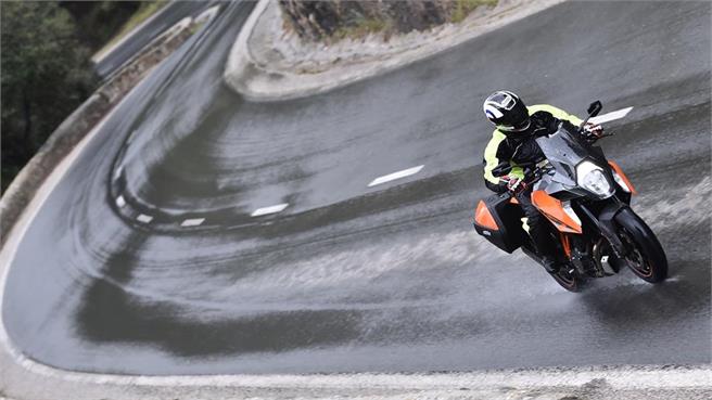 Presentación KTM 1290 Super Duke GT 2016