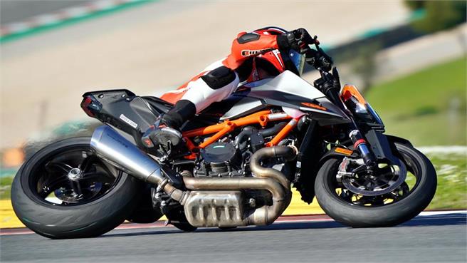 KTM 1290 Super Duke R 2020