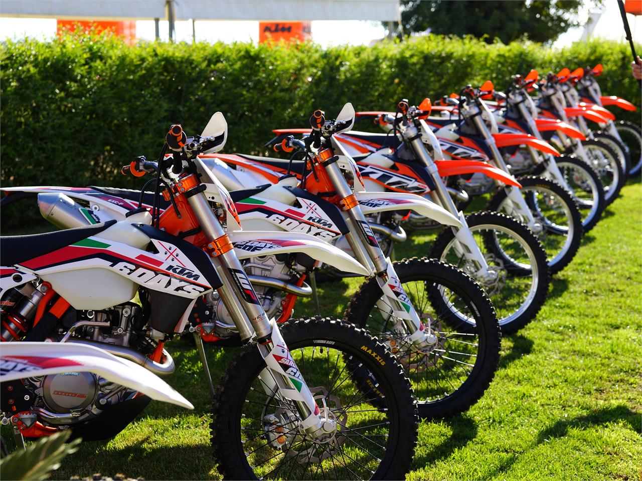 Milanuncios - Funda asiento moto KTM