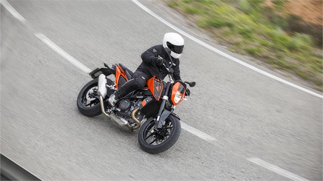 KTM 690 DUKE 2016 prueba