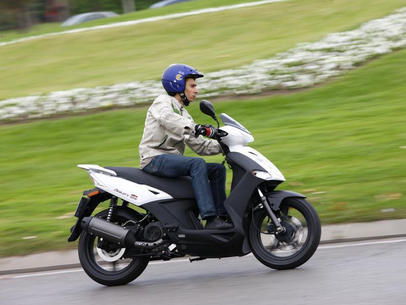 Nos zambullimos en la ciudad con el Kymco Agility City 125, el