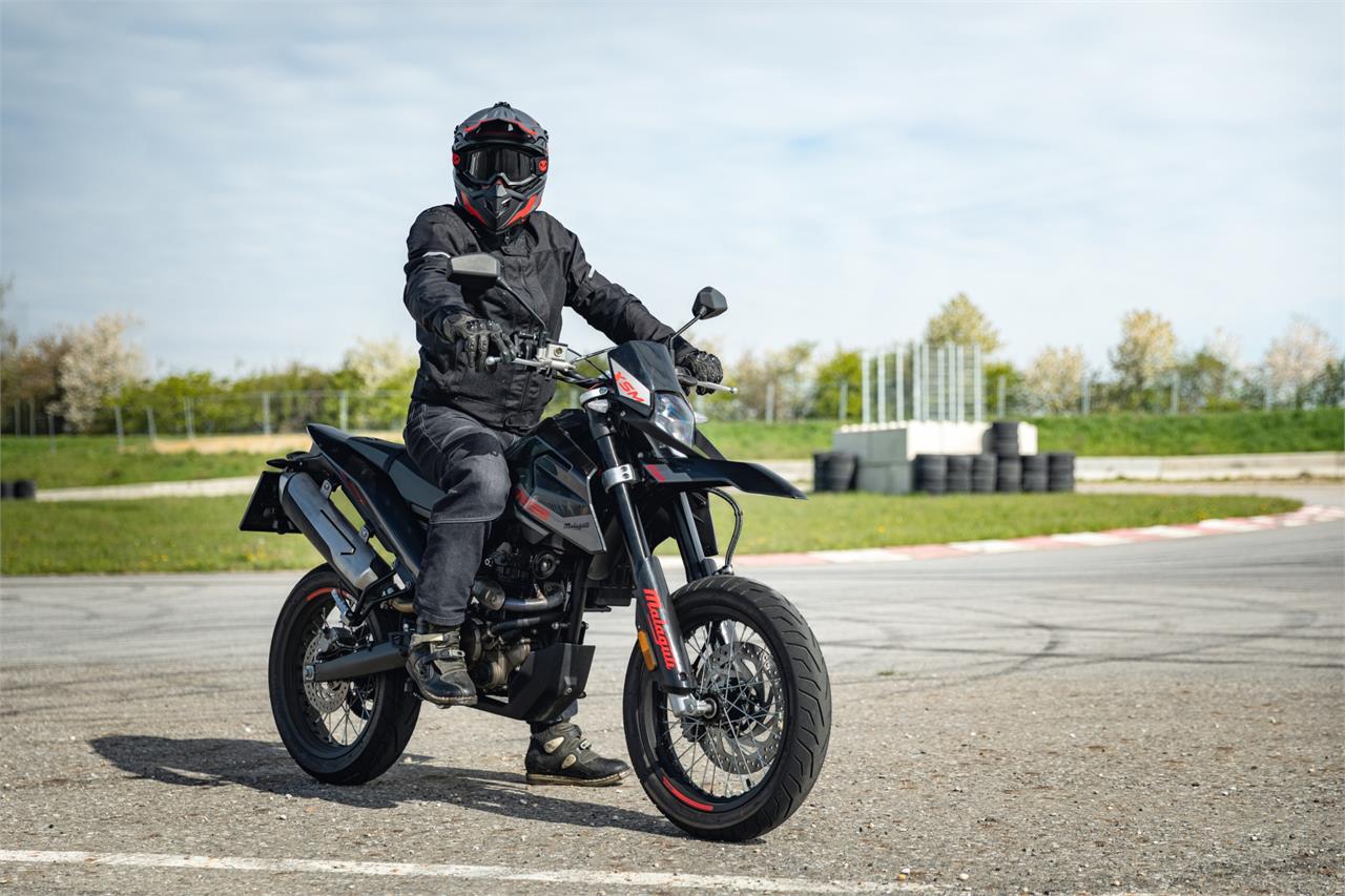 Cascos de supermotard new arrivals