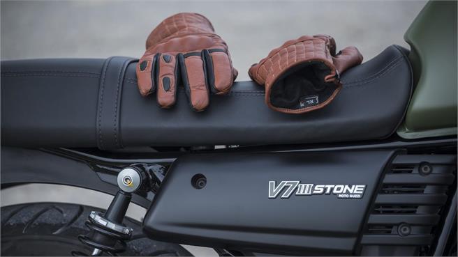 Moto Guzzi V7 III Stone