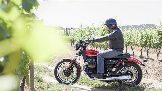 Moto Guzzi V9 Roamer: Custom de Italia