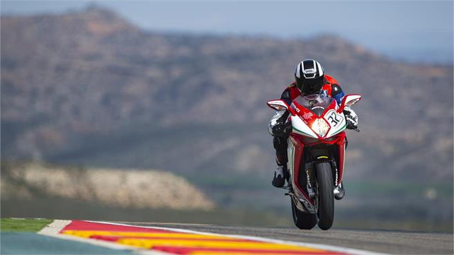 MV Agusta F3 800 RC: Colores de guerra