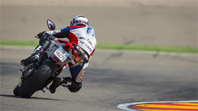 MV Agusta F3 800 RC: Colores de guerra