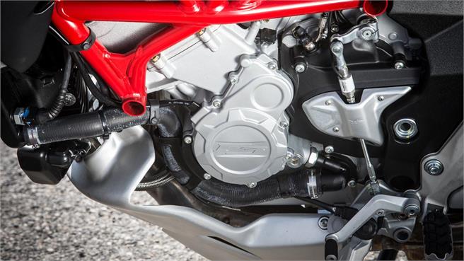 MV Agusta Turismo Veloce 800 2015
