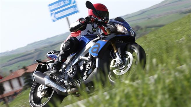 Aprilia Tuono 1100 RR