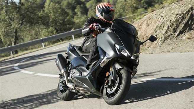 Comparativo Yamaha TMAX vs Kymco AK550