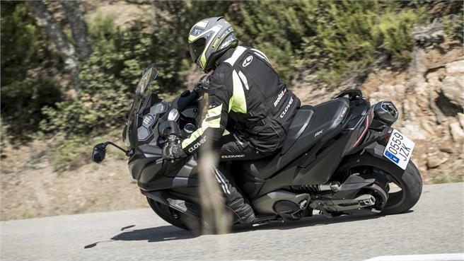Comparativo Yamaha TMAX vs Kymco AK550