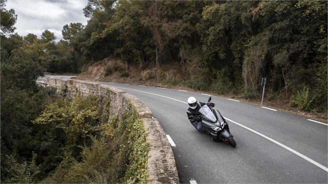 Suzuki Burgman 400