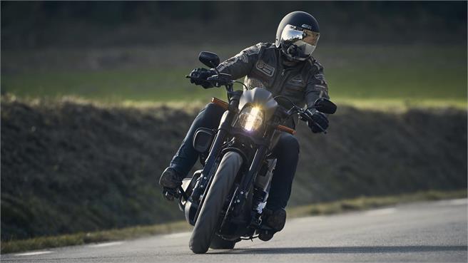 Harley-Davidson Softail FXDR 114