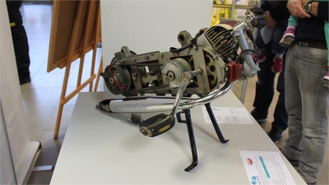 Exposición 50 años del Vespino