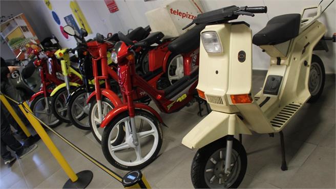 Exposición 50 años del Vespino