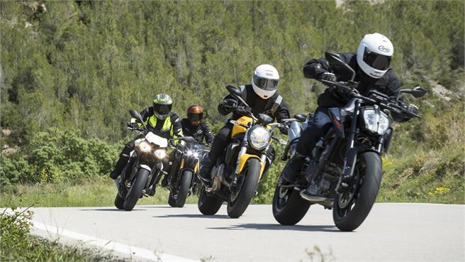 KTM 790 Duke, Ducati Monster 821, Triumph Street Triple R y Yamaha MT09 SP