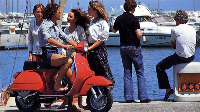 Historia de Vespa en España