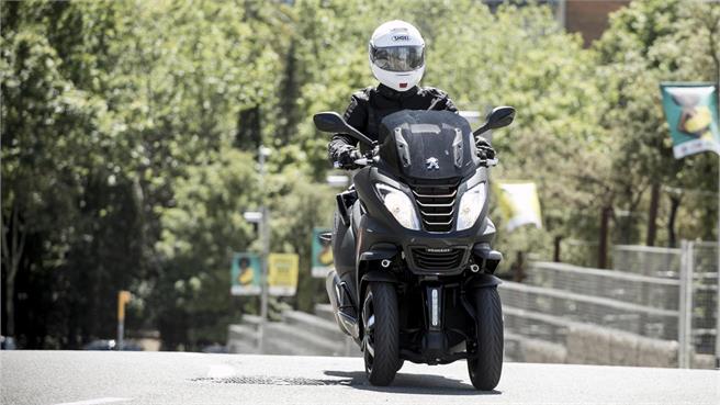 Peugeot Metropolis 400 RX-R: Todo mejora