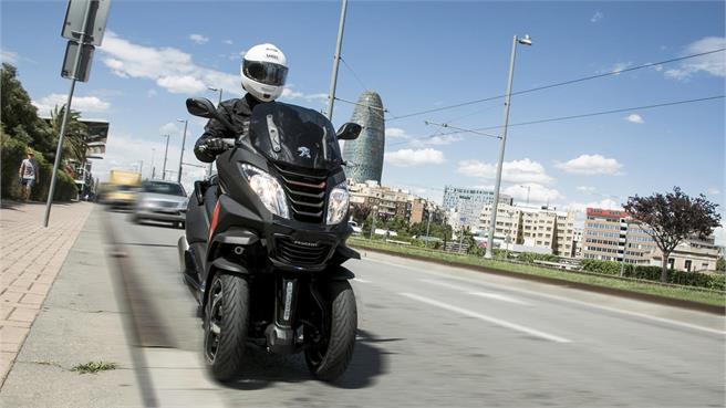 Peugeot Metropolis 400 RX-R: Todo mejora