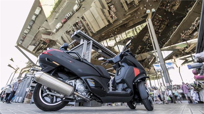 Peugeot Metropolis 400 RX-R: Todo mejora