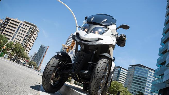 Quadro 4: Llega un nuevo concepto